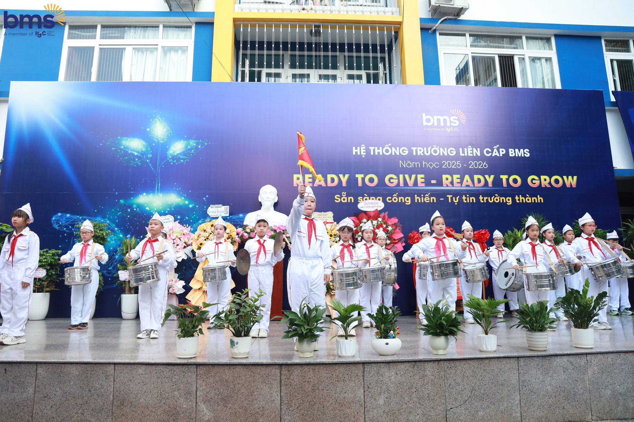 Gần 4000 học sinh Hệ thống trường liên cấp BMS chào đón khai giảng năm học mới 2025 - 2026
